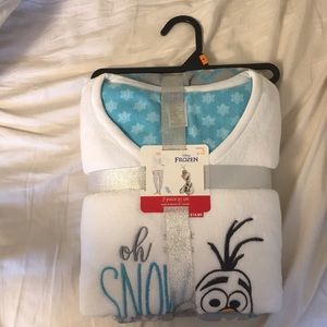 Frozen pajamas
